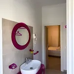 Alojamento de Acomodação e Pequeno-almoço Conte Luxury 4*