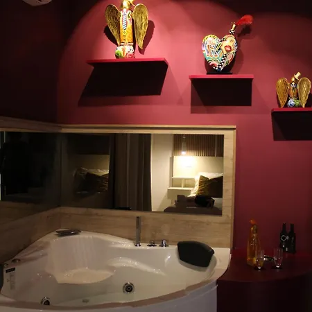 Conte Luxury 4* Salerno