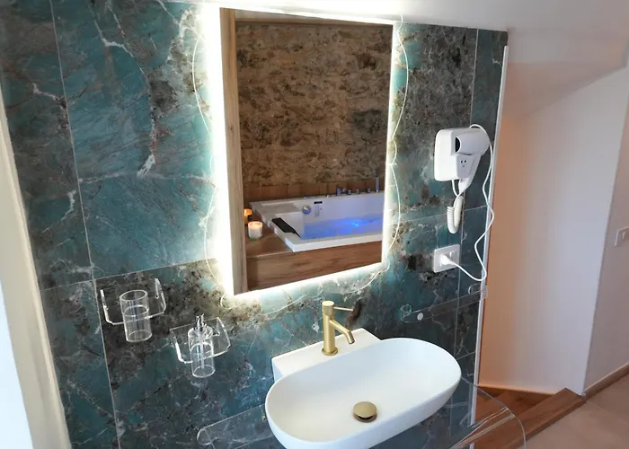 לינה וארוחת בוקר Conte Luxury