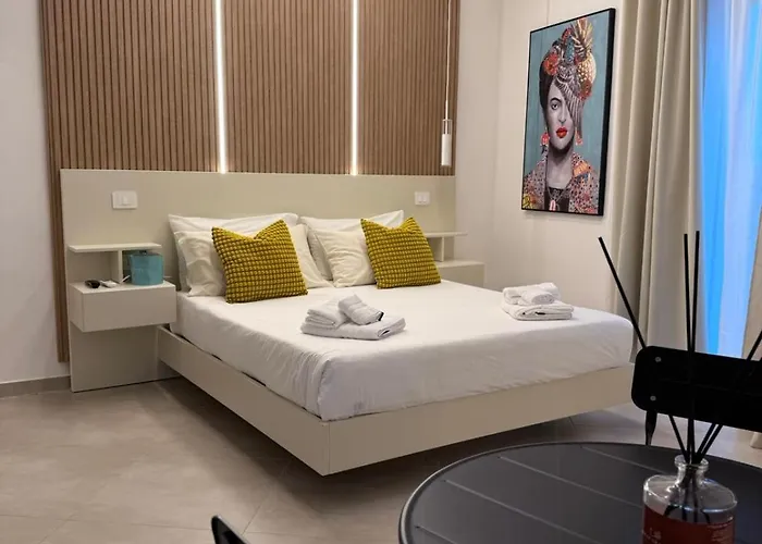 Conte Luxury סלרנו