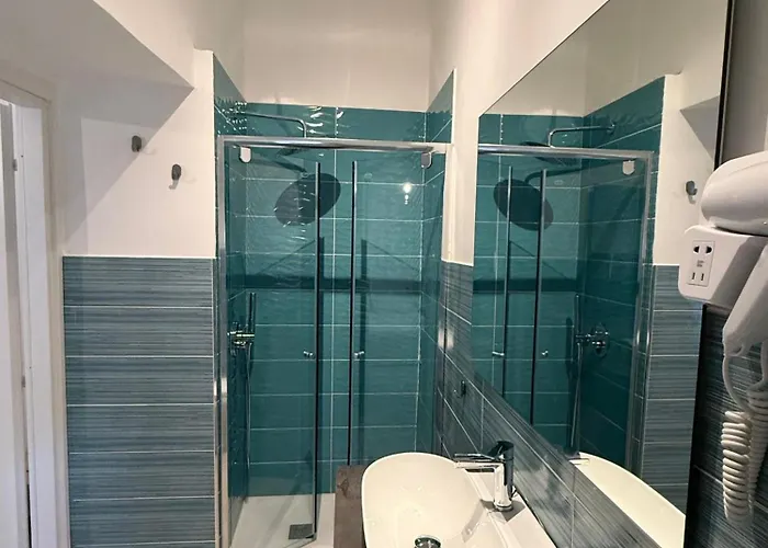 Conte Luxury 4* סלרנו