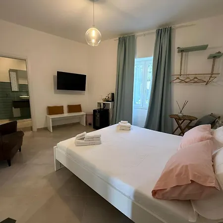 Conte Luxury Couette-café 4*